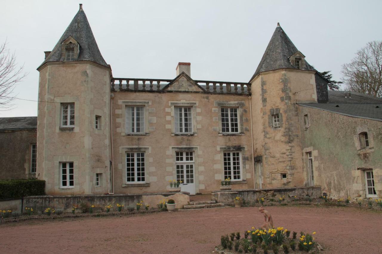 Hotel Le Logis De La Foret Sainte-Verge Exterior foto
